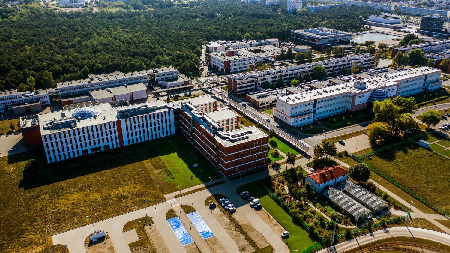 NICOLAUS COPERNICUS UNIVERSITY-1